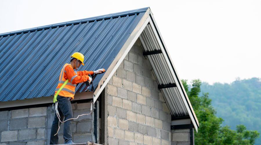 Professional metal roof installation in Kenilworth, UT